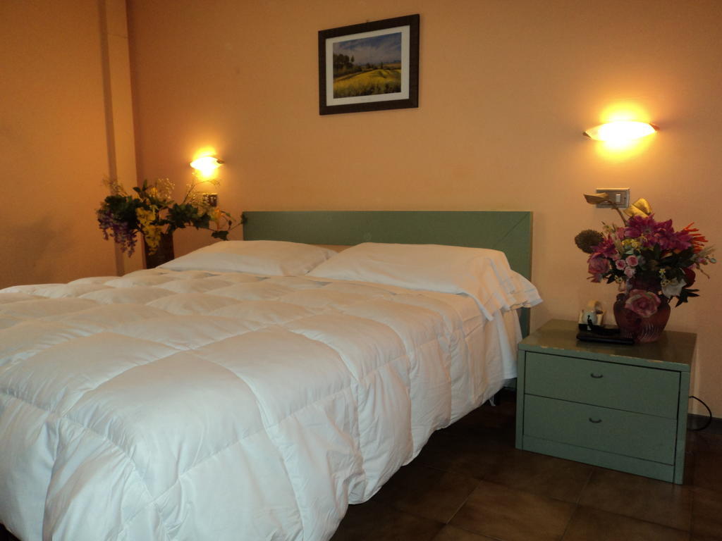 Hotel Zenith Montecatini Terme Room photo