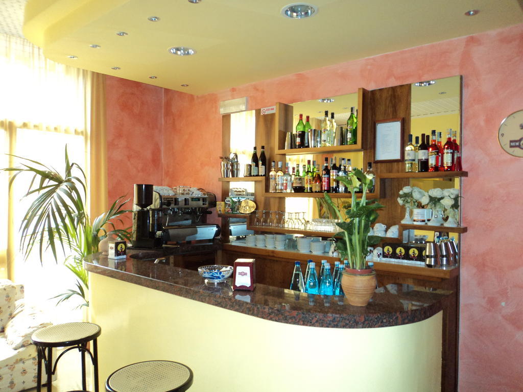 Hotel Zenith Montecatini Terme Exterior photo